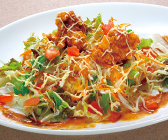 テリマヨチキンのサラダオム