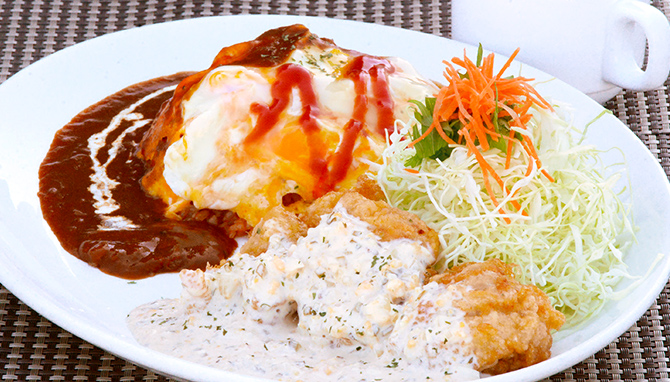 オムライスとチキン南蛮セット