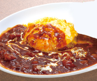 牛スジシチューオムライス