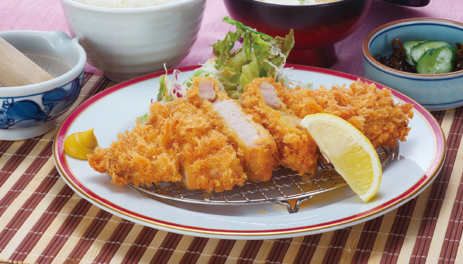 さくさくロースカツ定食